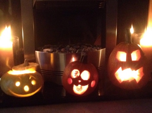 @KATIETAFFY tweeted us in this picture of three carved pumpkins