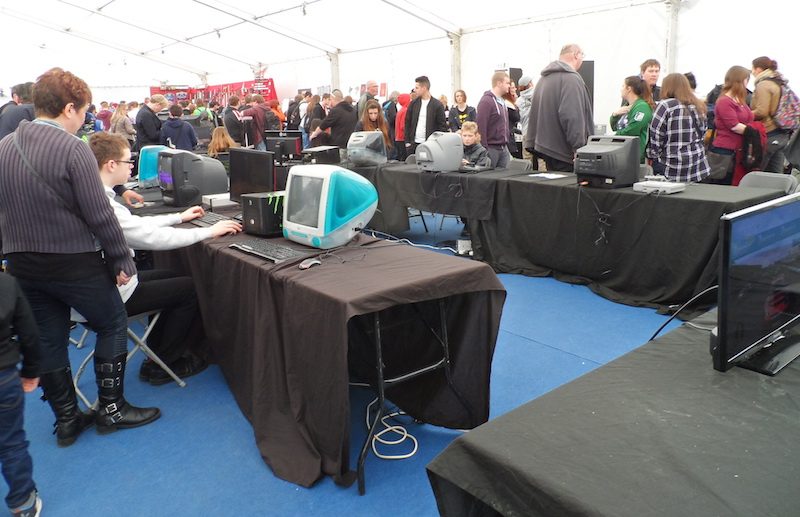 wales-comic-con-gamer-tent